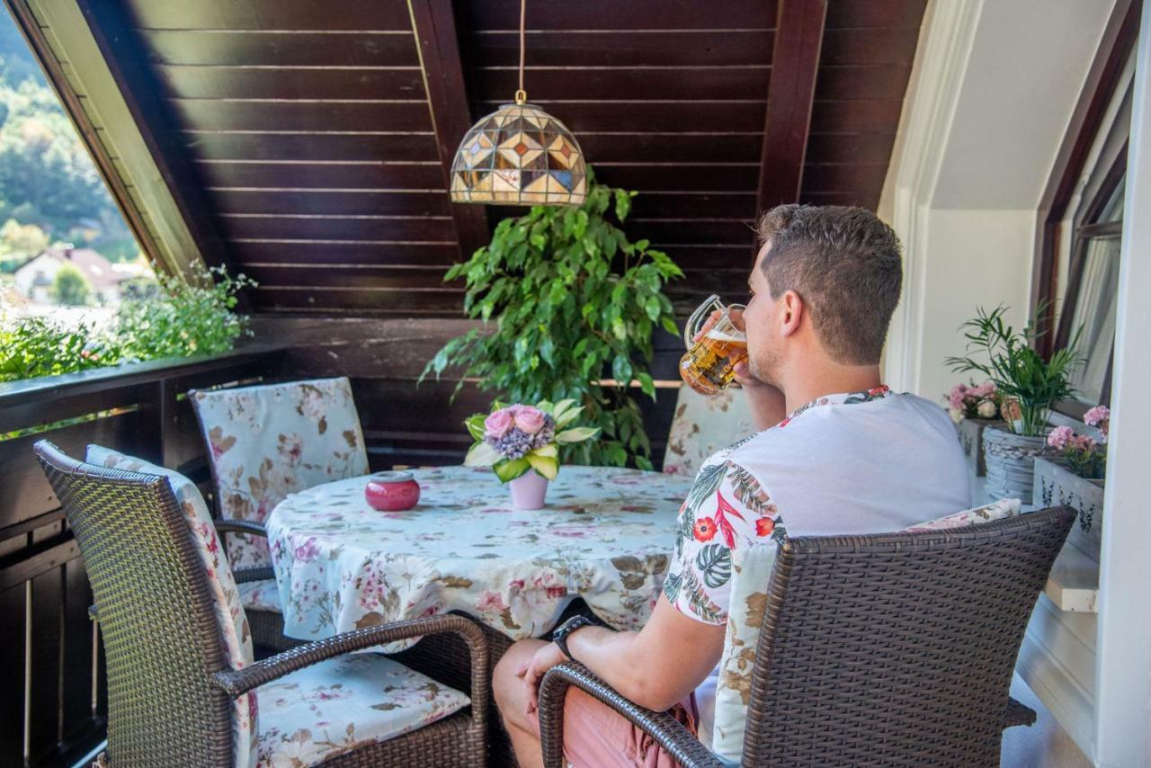 Apartmaji Urska Laško Dış mekan fotoğraf